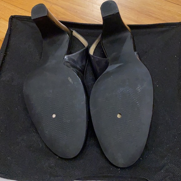 Dark grey rounded toe slingback heel - Picture 6 of 7